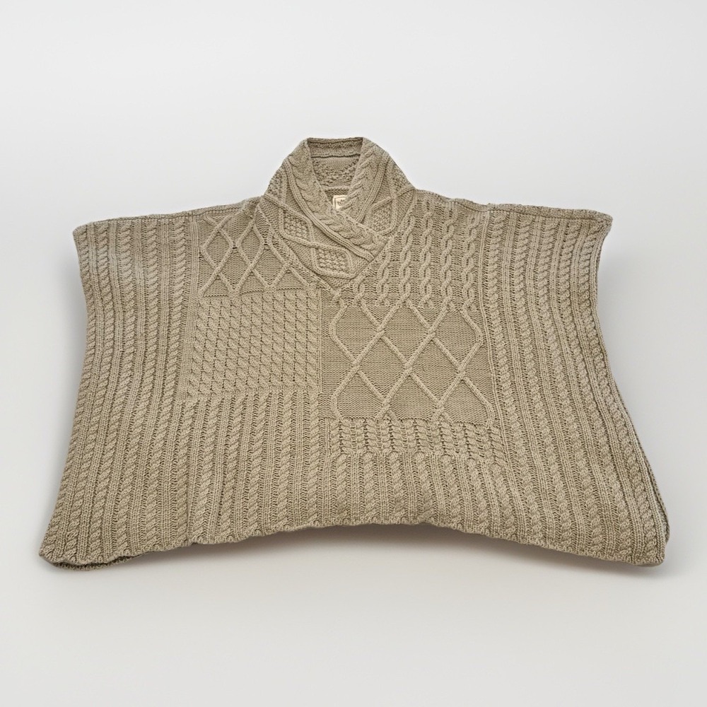 Aran Traditions Women's Chunky Knit Beige Poncho‎ OS Vintage Cabincore Country